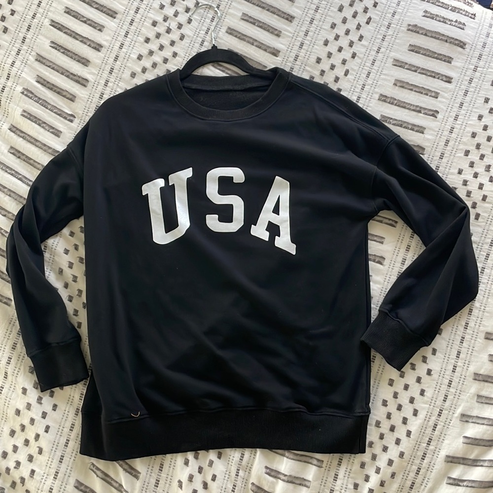 USA black sweatshirt, sweater